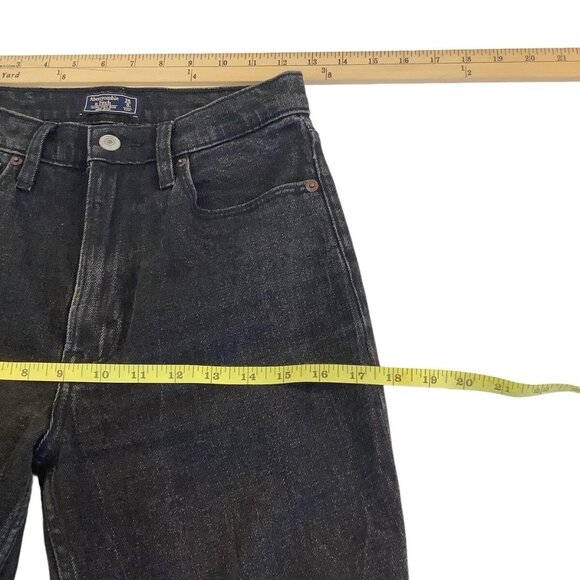 Abercrombie & Fitch Distressed Ultra High Rise Mom Jean Women's Size 0S-W25 - Picture 3 of 10